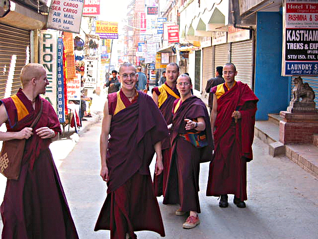 Kloster Ganden Tashi Choeling, Päwesin: Losang Jamyang, Losang Kyabchok, Losang Rabten, Losang Tashi (Tenzin Peljor), Losang Dawa